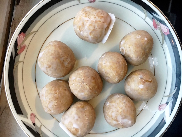 Pumpkin Spice Donuts