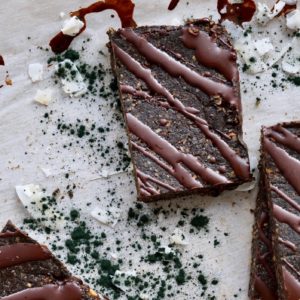 spirulina chocolate energy bars