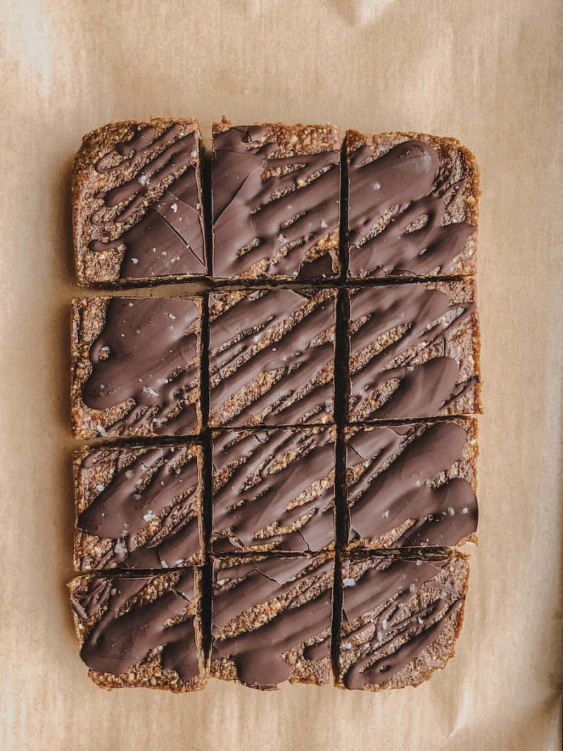 raw gluten free gingerbread cookies