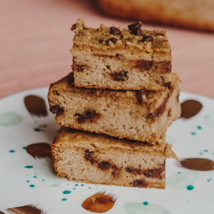 chocolate chip banana bread bars